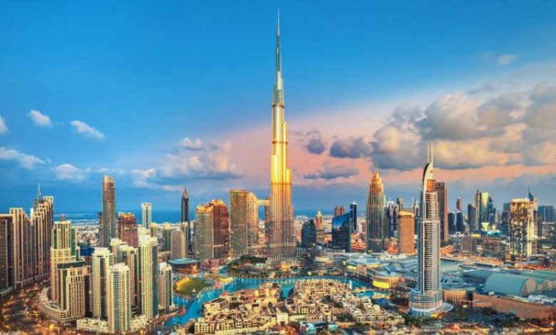 الحياة في المدن الخليجية بعد ساعات العمل: كيف يستمتع المهنيون في الخليج بالاسترخاء عبر الإنترنت؟